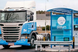 Finlande : un camion au GNL à Turku pour le transport des boues d'épuration