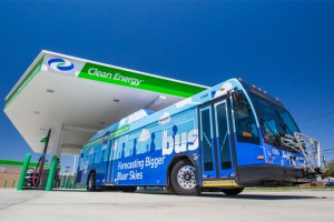 A Santa Monica, les bus passent au biomthane