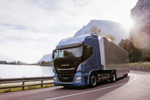 Le Stralis au GNV d'Iveco élu camion à faibles émissions de l'année