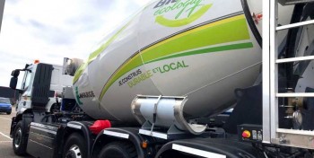 LafargeHolcim présente son premier camion-toupie au gaz à Solutrans
