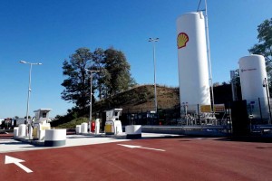 Shell ouvre sa première station GNL en France