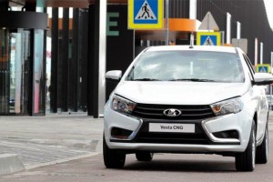 Russie : AvtoVAZ prsente la Lada Vesta GNV