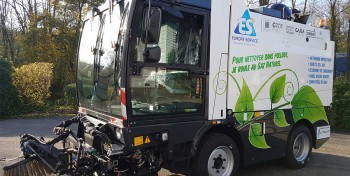 CleaNGo CNG : une balayeuse au gaz naturel motoris&eacute;e par le CRMT