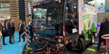 La balayeuse GNV CleanNGo r&eacute;compens&eacute;e &agrave; Pollutec