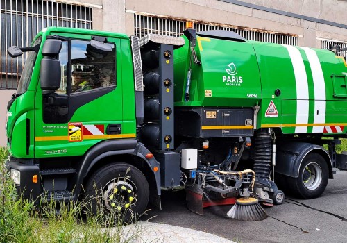 Balayeuses GNC : la Ville de Paris commande dix nouveaux prolongateurs d'autonomie au CRMT
