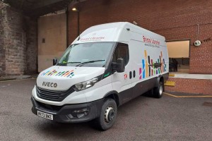 A Bristol, le nouveau bibliobus fonctionne au biométhane