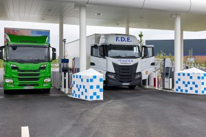 Transport routier longue distance : CEVA Logistics, ENGIE et SANEF lancent leur corridor bas-carbone