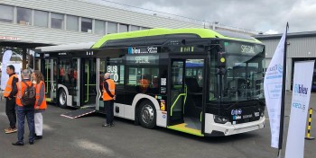 Tours M&eacute;tropole re&ccedil;oit son premier bus au gaz naturel