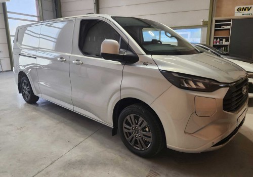 A Strasbourg, ce Ford Transit Custom hybride roule à l'essence, à l'électrique... et au bioGNV