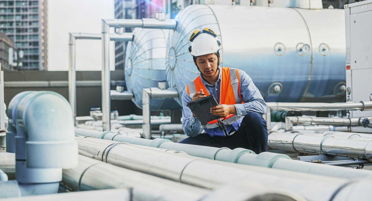 Digitaliser les interventions terrain : choisir le bon terminal pour gagner en efficacit&eacute;