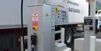 Auvergne-Rh&ocirc;ne-Alpes : l'ADEME, la r&eacute;gion et GRDF lancent le programme GNVolont'Air 2