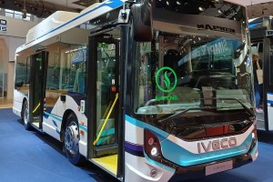 Iveco dévoile son midibus G-Way au biométhane à BusWorld