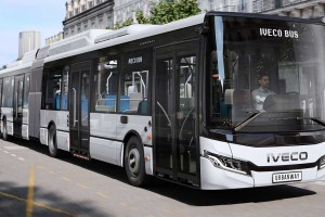 Bus GNV : 100 Iveco Urbanway GNC pour Athènes