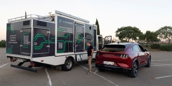 L-Charge : Une station GNL mobile pour recharger les voitures électriques