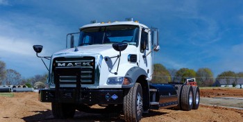 Aux Etats-Unis, Mack s'intéresse au gaz naturel