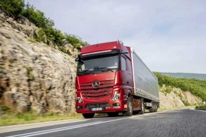 Le nouveau Mercedes Actros décliné en motorisation GNV