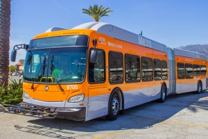70 nouveaux bus articulés au gaz naturel pour Los Angeles