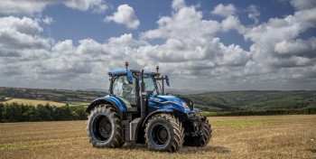 New Holland r&eacute;compens&eacute; pour son tracteur agricole au GNL