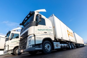 Finlande : Posti acquiert 10 camions au bioGNL supplémentaires