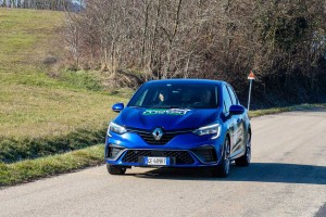 Cette Renault Clio hybride au biogaz affiche une consommation record