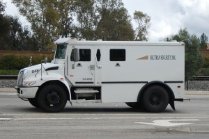 Des camions blind�s hybrides GNV pour Sectran Security