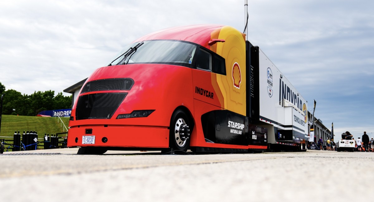 Shell relance son camion Starship en IndyCar : ce poids lourd au gaz veut bousculer la logistique du sport auto