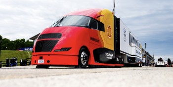 Shell relance son camion Starship en IndyCar : ce poids lourd au gaz veut bousculer la logistique du sport auto
