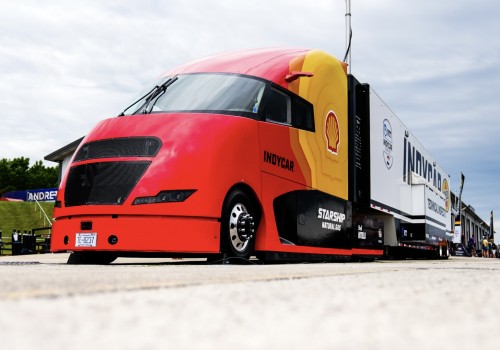 Shell relance son camion Starship en IndyCar : ce poids lourd au gaz veut bousculer la logistique du sport auto