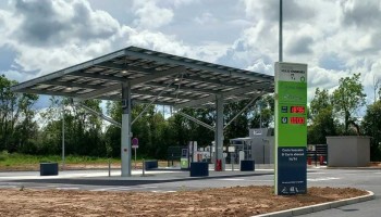 Avec TSG France et IMING, le SDEM inaugure la premi&egrave;re station GNV de La Manche