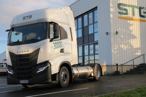 Le groupe STG commande 30 camions au gaz naturel à Iveco
