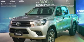 Ce pick-up Toyota Hilux carbure au biom&eacute;thane