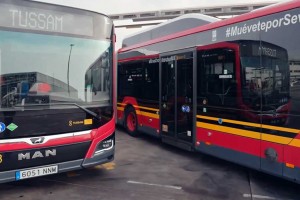 A Séville, dix nouveaux bus articulés hybrides GNV rejoignent la flotte de TUSSAM