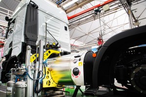 Comment Iveco fabrique ses camions GNV ? Immersion au coeur de l'usine de Madrid