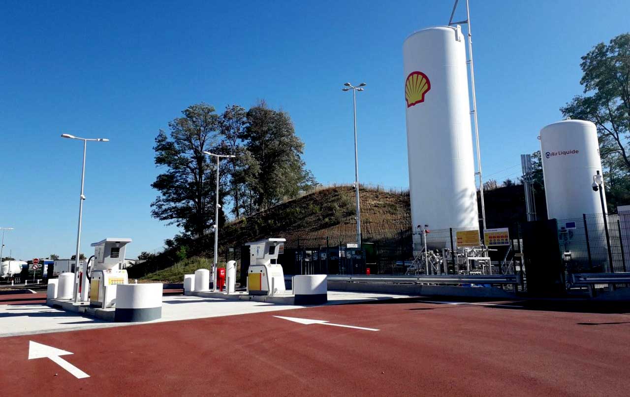 Shell ouvre sa première station GNL en France