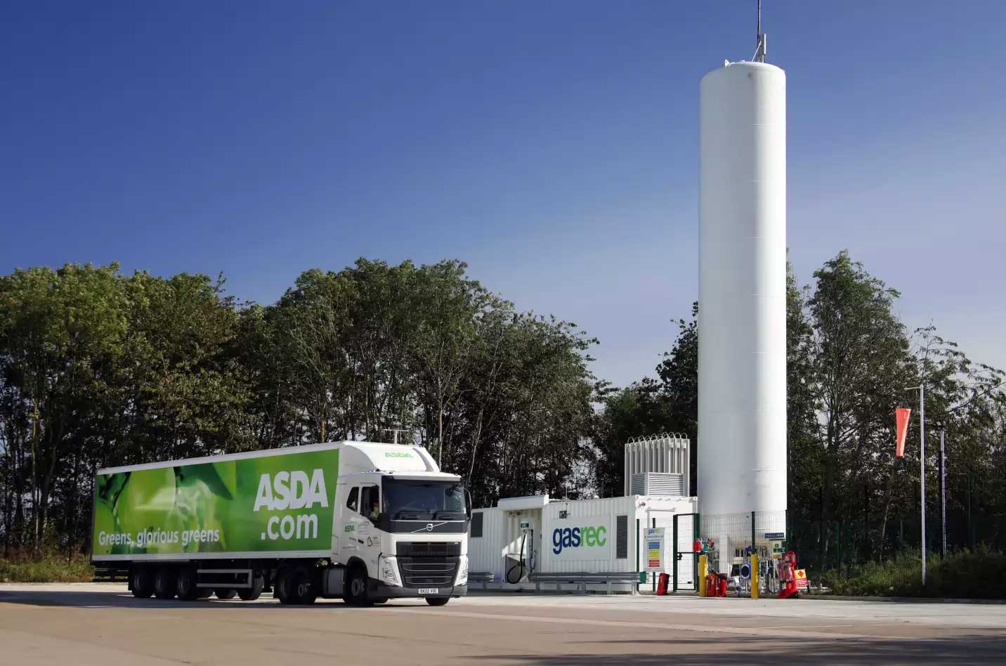Au Royaume-Uni, les supermarchés Asda misent sur le bio-GNL