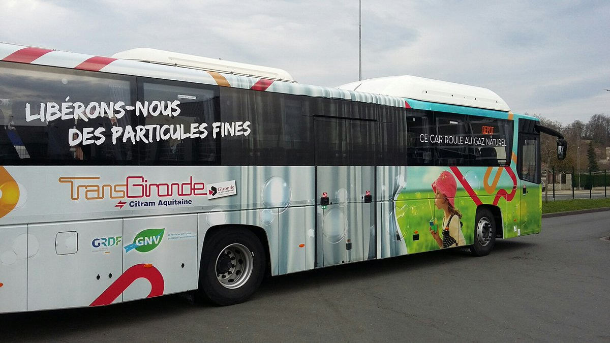 Le réseau TransGironde expérimente un autocar au GNV avec GRDF