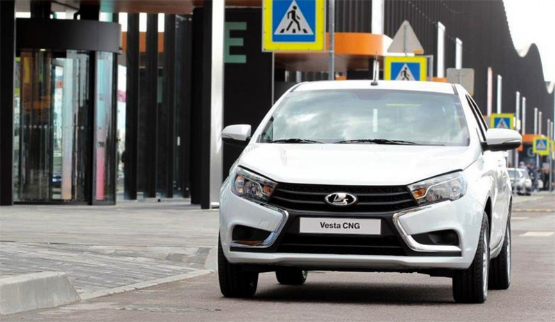 Russie : AvtoVAZ prsente la Lada Vesta GNV