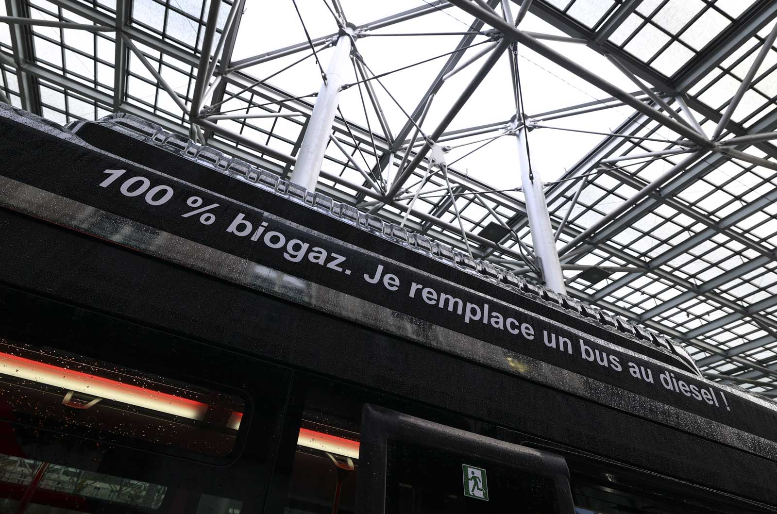 Amiens poursuit la conversion de sa flotte avec sept nouveaux bus au biogaz