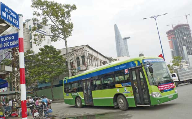 Vietnam - La Banque Mondiale finance une ligne de bus GNV  Ho Chi Minh