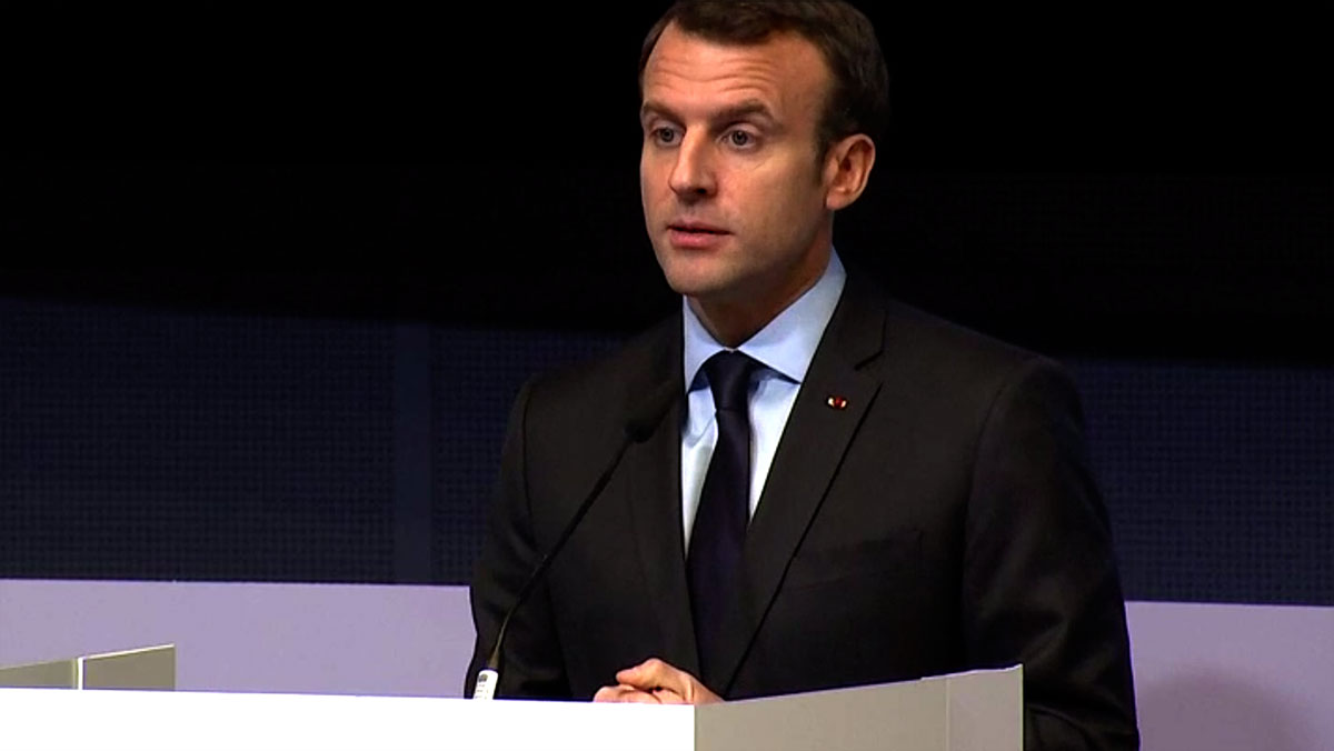 Emmanuel Macron appelle l'Europe à accélérer sa stratégie sur le GNV