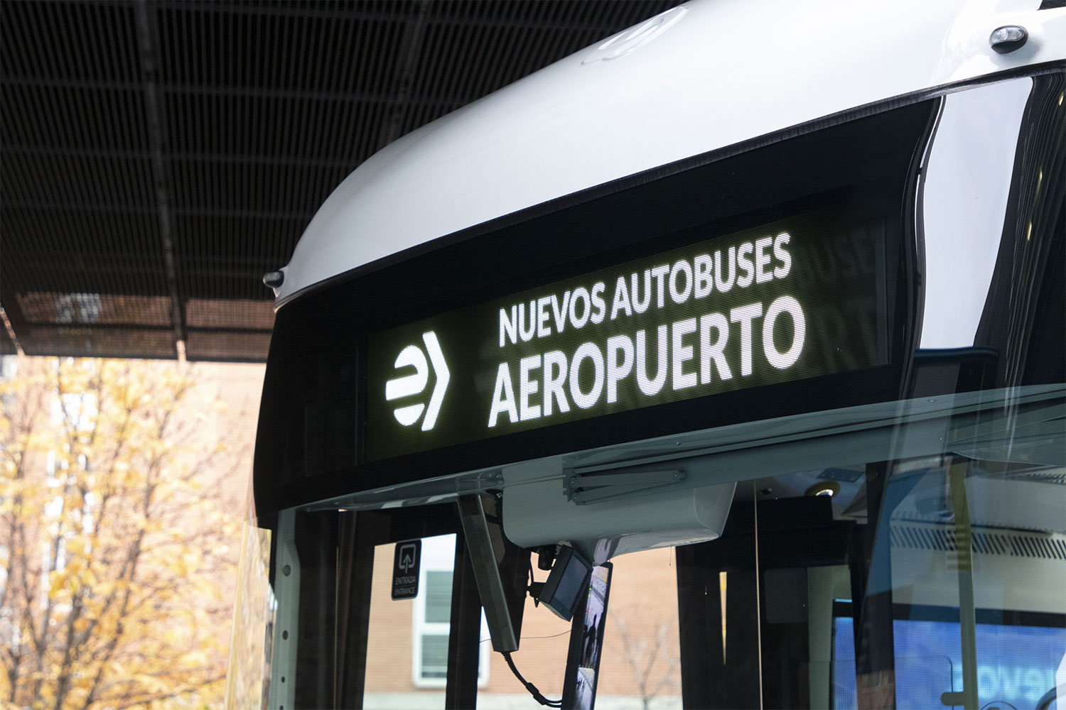Une nouvelle flotte de bus au gaz pour l'aéroport de Madrid