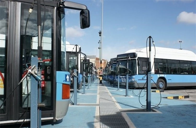 A Madrid, EMT prépare la montée en puissance de sa flotte de bus GNV