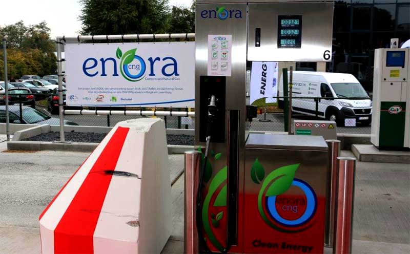 La mobilit gaz naturel stend  Bruxelles avec Enora