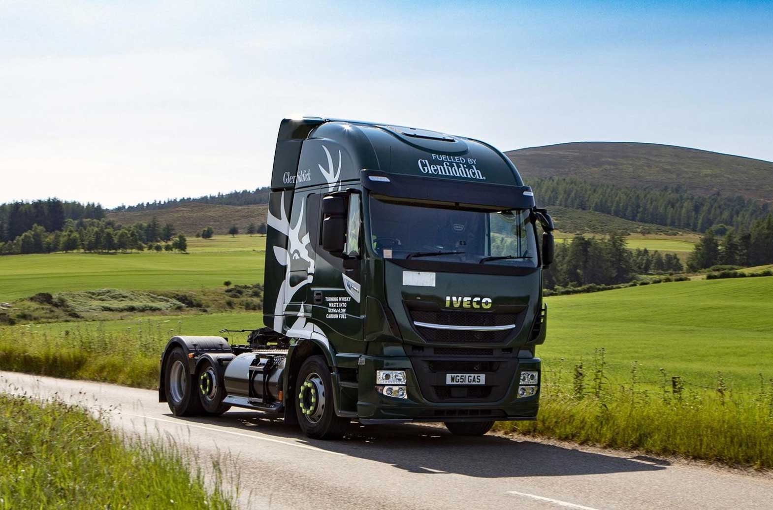 En Ecosse, les camions au gaz de Glenfiddich roulent aux déchets de whisky