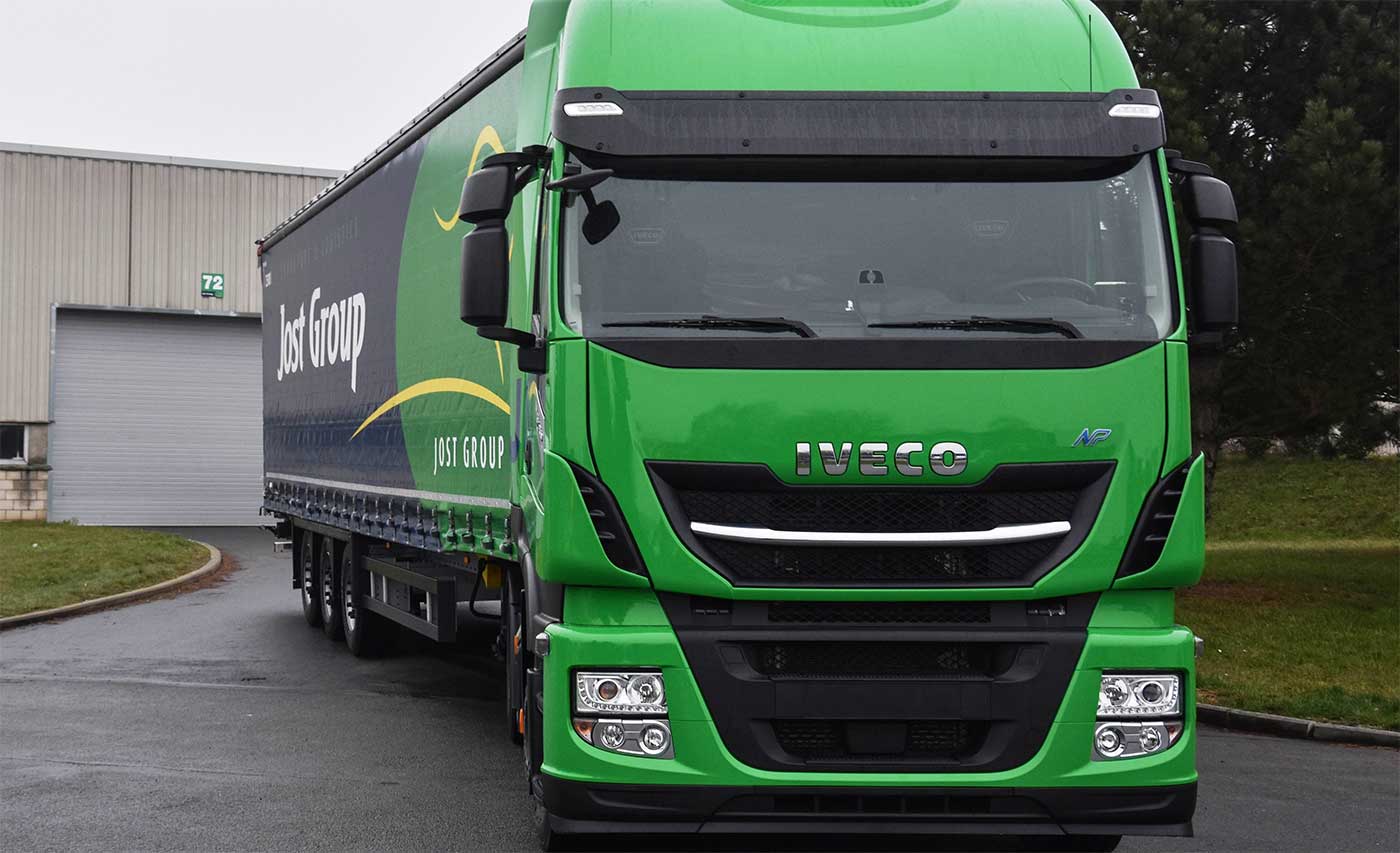 En Belgique, le groupe Jost reçoit ses 30 premiers camions au GNL