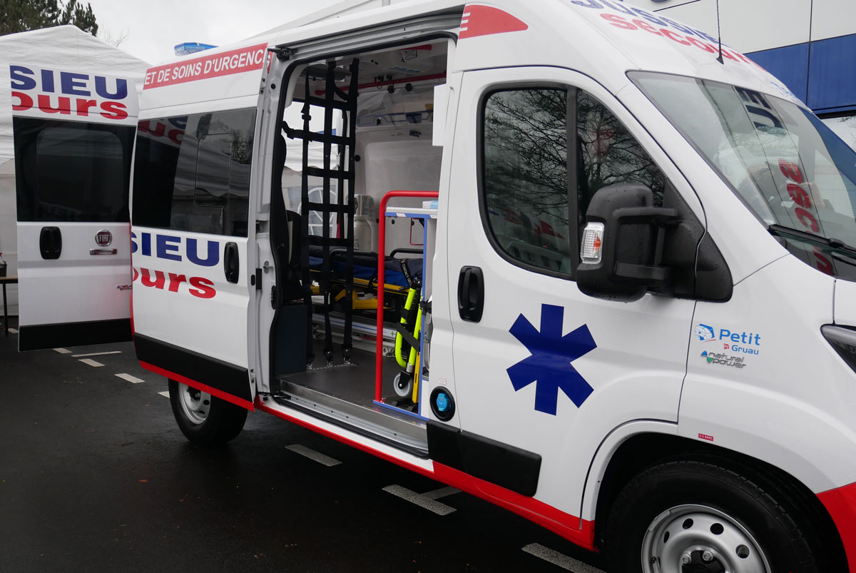 Jussieu Secours met en service sa première ambulance au bioGNV