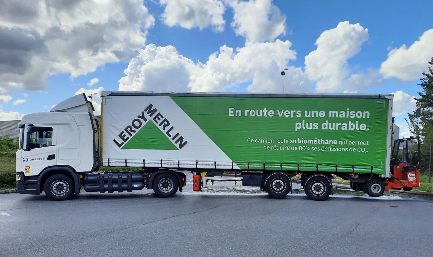 Leroy Merlin roule au vert contre vents et marées