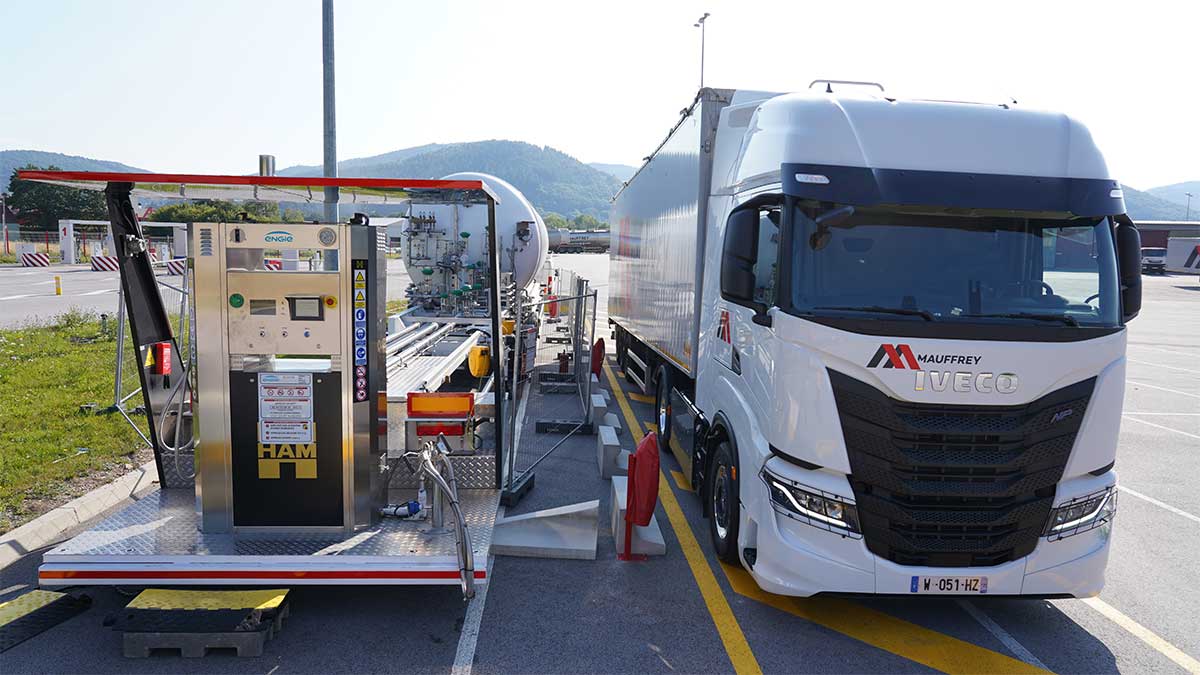 Un premier Iveco S-Way au gaz naturel pour le groupe Mauffrey