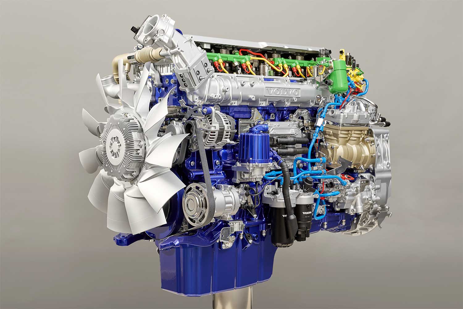 Pendant que tout le monde parle d'&eacute;lectrique, Volvo sort un nouveau moteur GNL