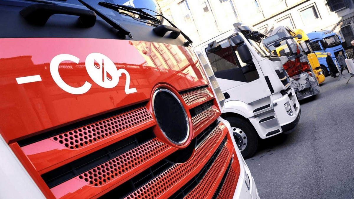 Règlements CO2 : le PPE appelle à avancer les clauses de revoyure